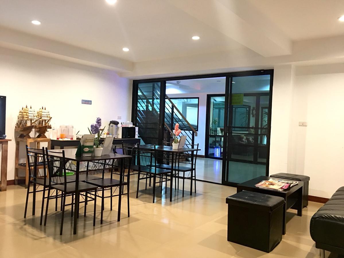 Double Dd House At Mrt Sutthisarn Bangkok Exterior foto